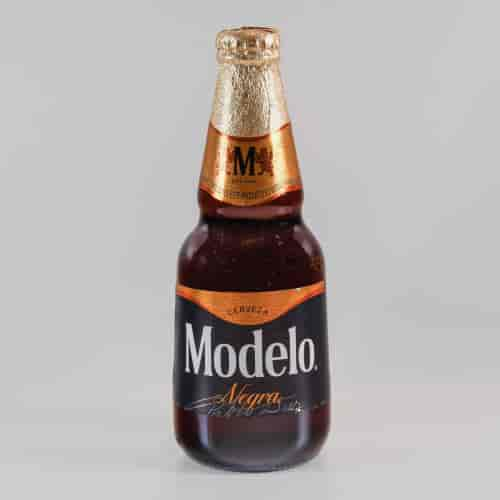 negra modelo