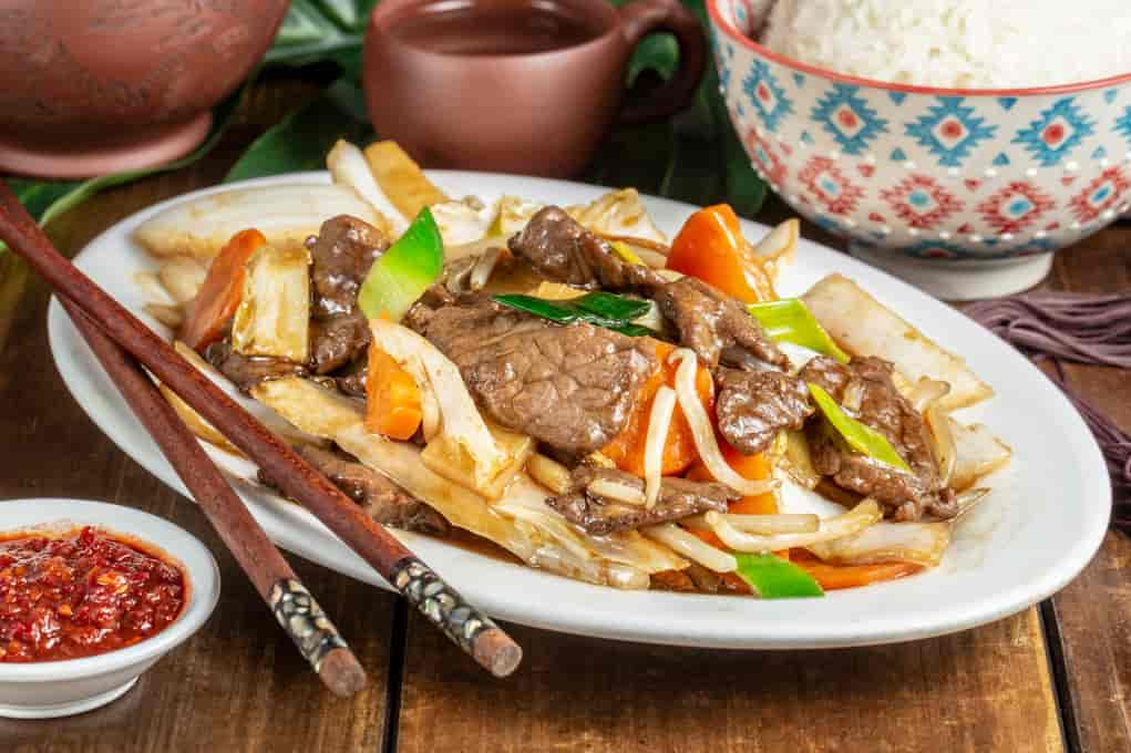 74.RIZ BOEUF CHOP-SUEY