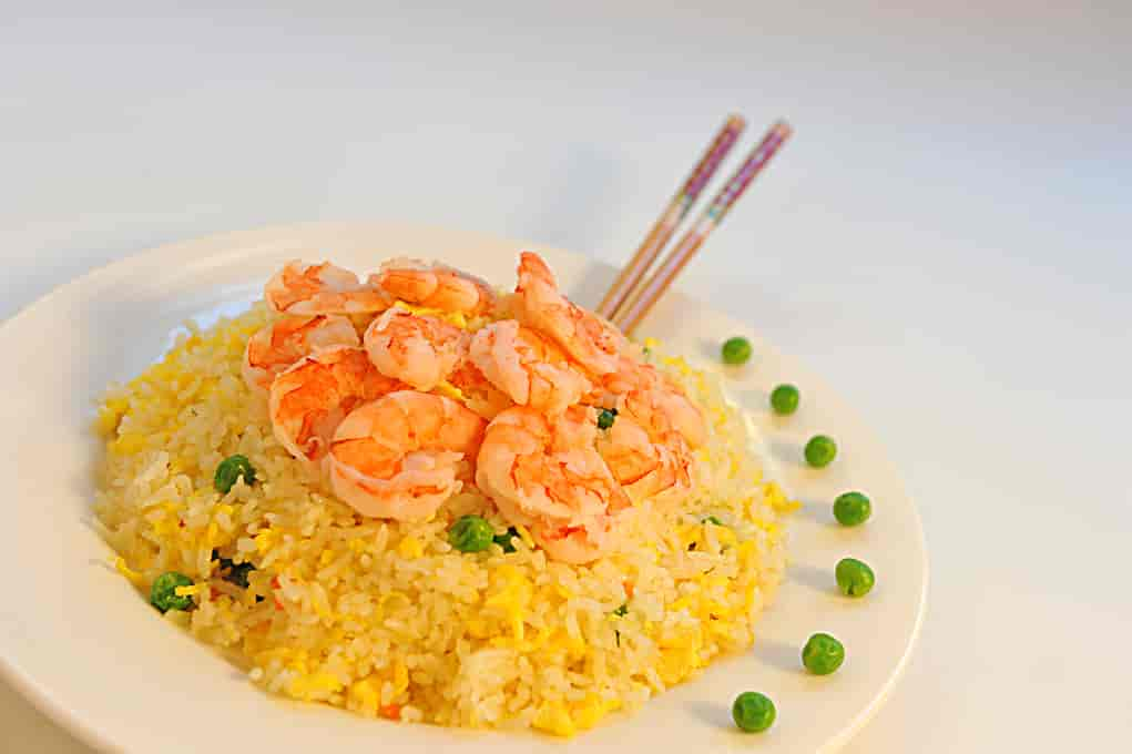 411.RIZ CANTONAIS SAUTE AUX CREVETTES