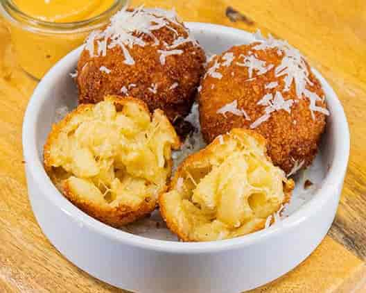 Mac'N'Cheese Balls (3 Bällchen)