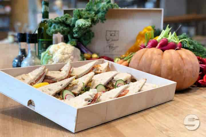 Organic Wheat Bread Club Tray