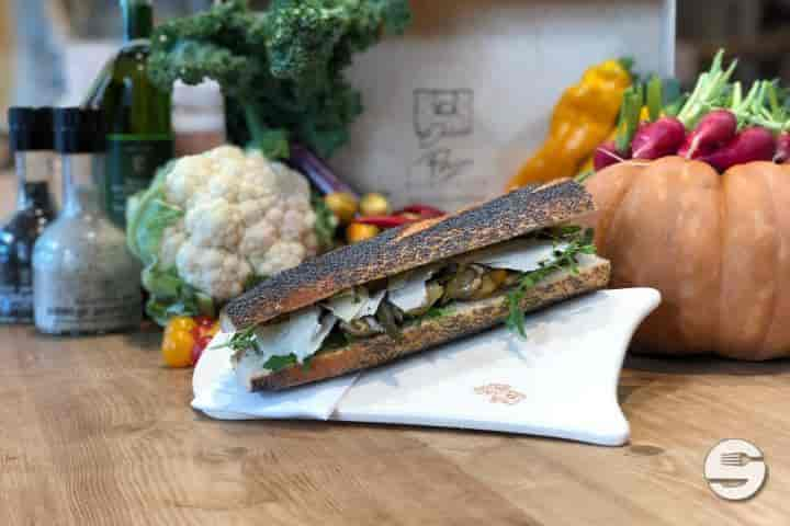 Fresh cheese and Raw Vegetables Baguette Sandwich 